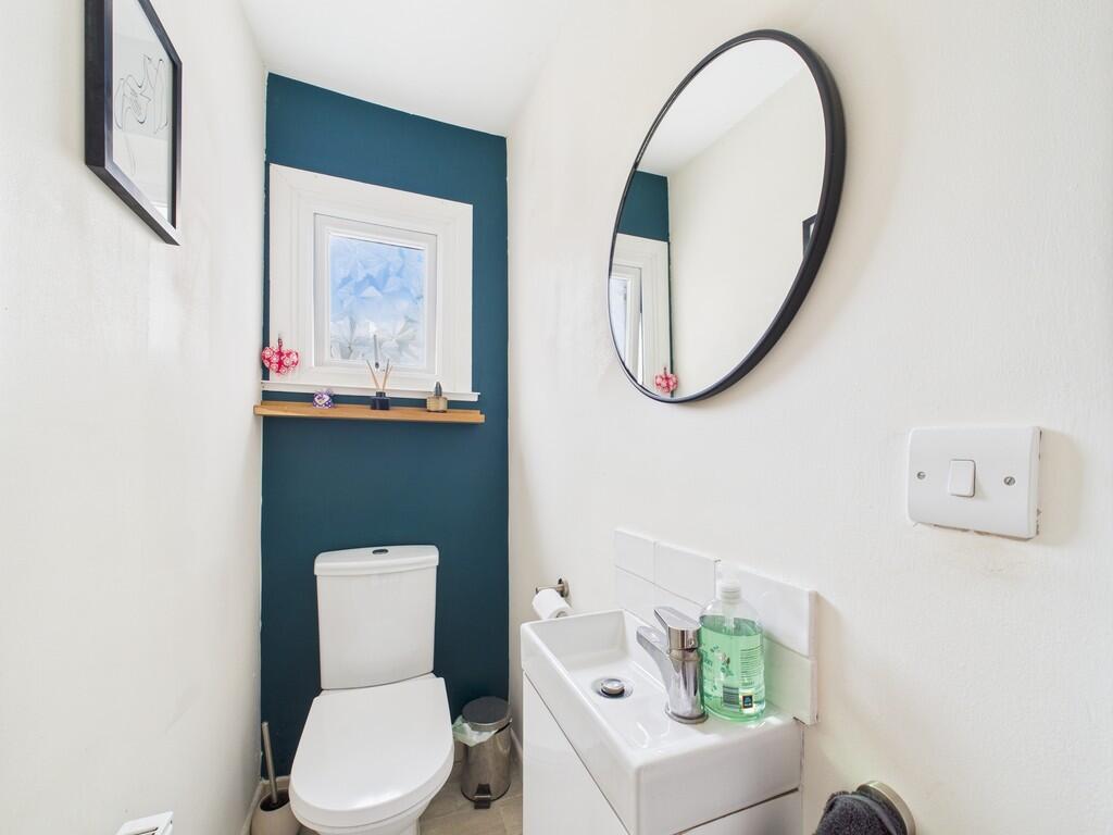 CAM02089G0-PR0541...