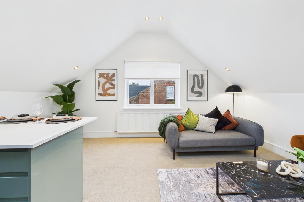 Kitchen/Living Area