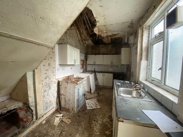 Kitchen T202508051049.jpg