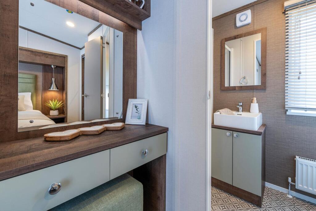 Plot-18-Regal-Harlington-Lodge-40-x-20,-2025-model