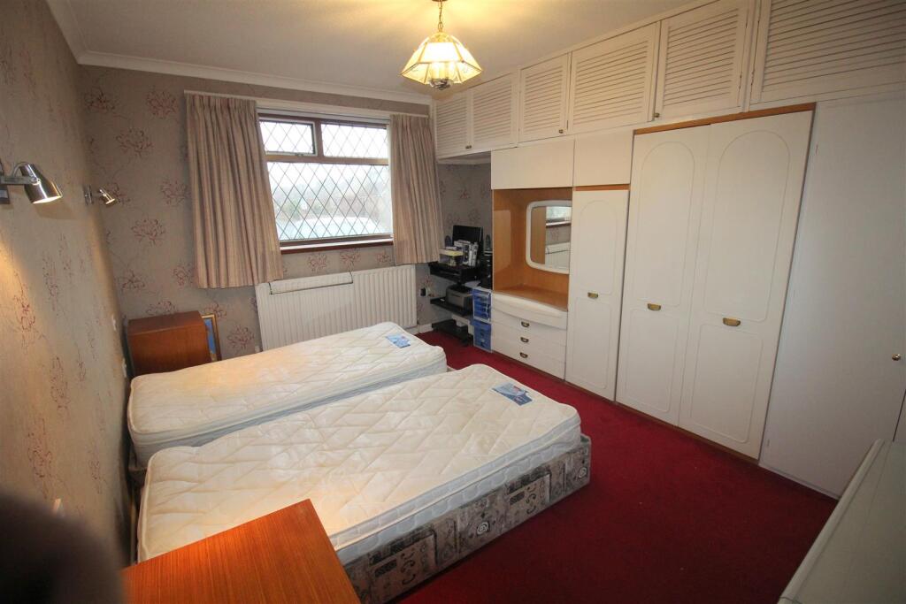 Crosland Road, 39, bed 2.JPG