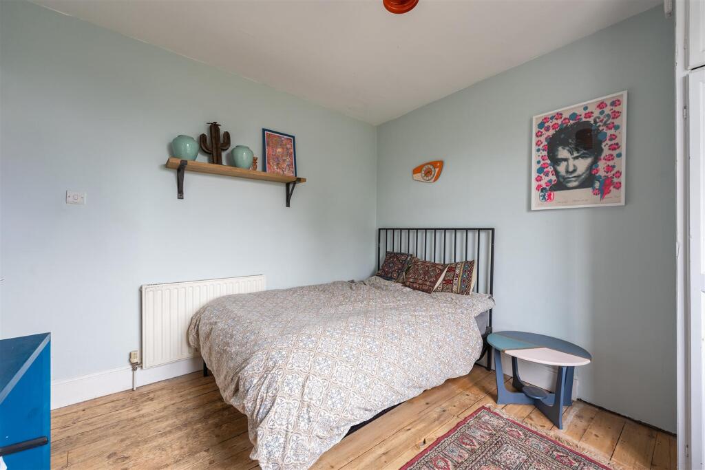 Wadham Avenue, E17