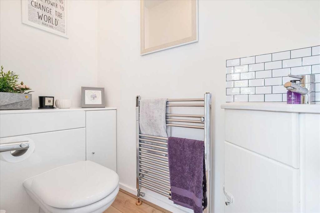 Lower Level WC