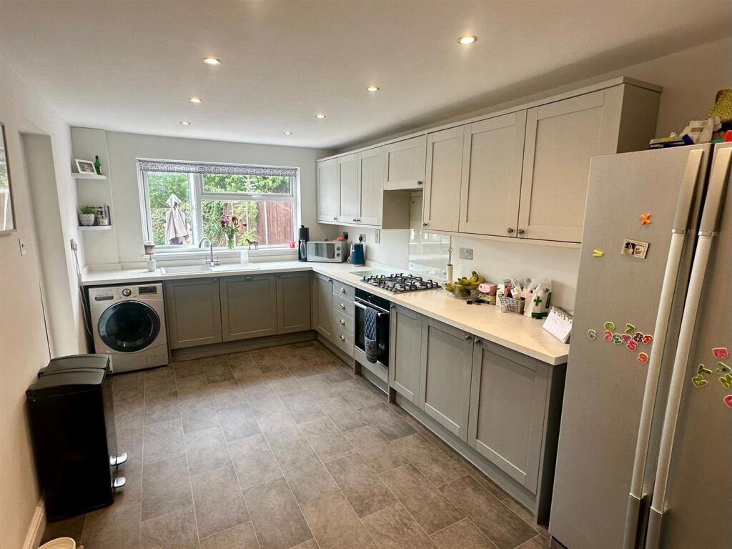 WhatsApp Image 2025-08-21 at 13.49.51_4756d3db.jpg