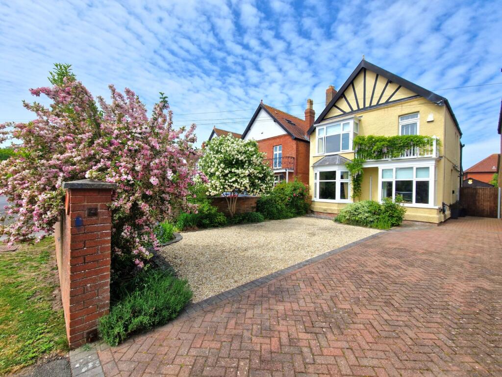 Stoddens Road, Burnham-on-Sea, Somerset, TA8