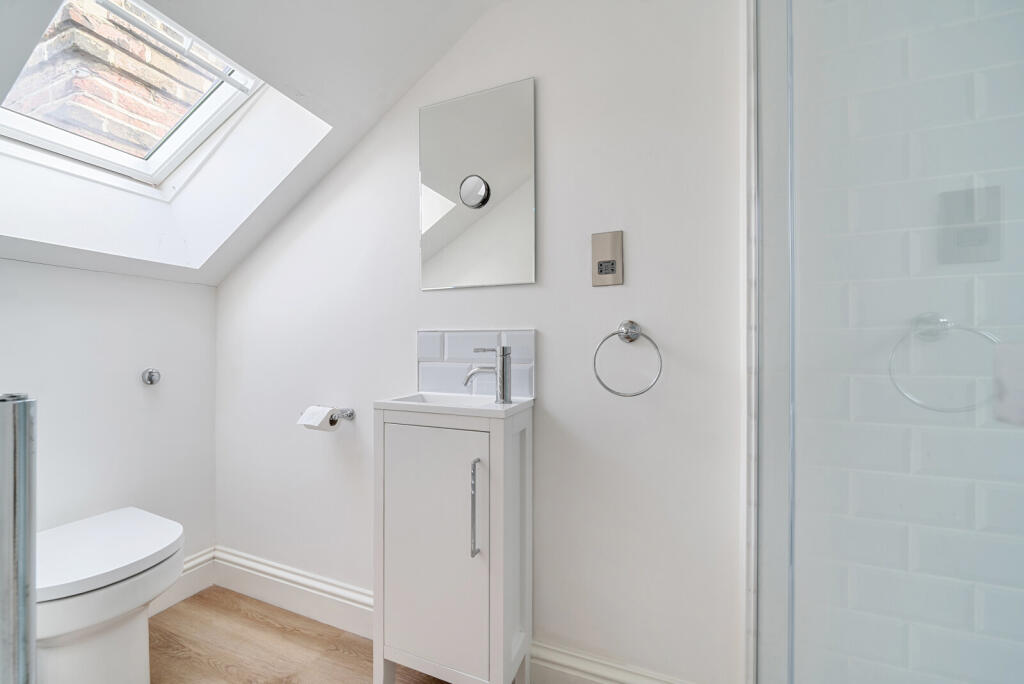 1375054-17-691461...