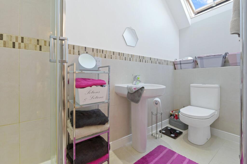 En-suite shower room