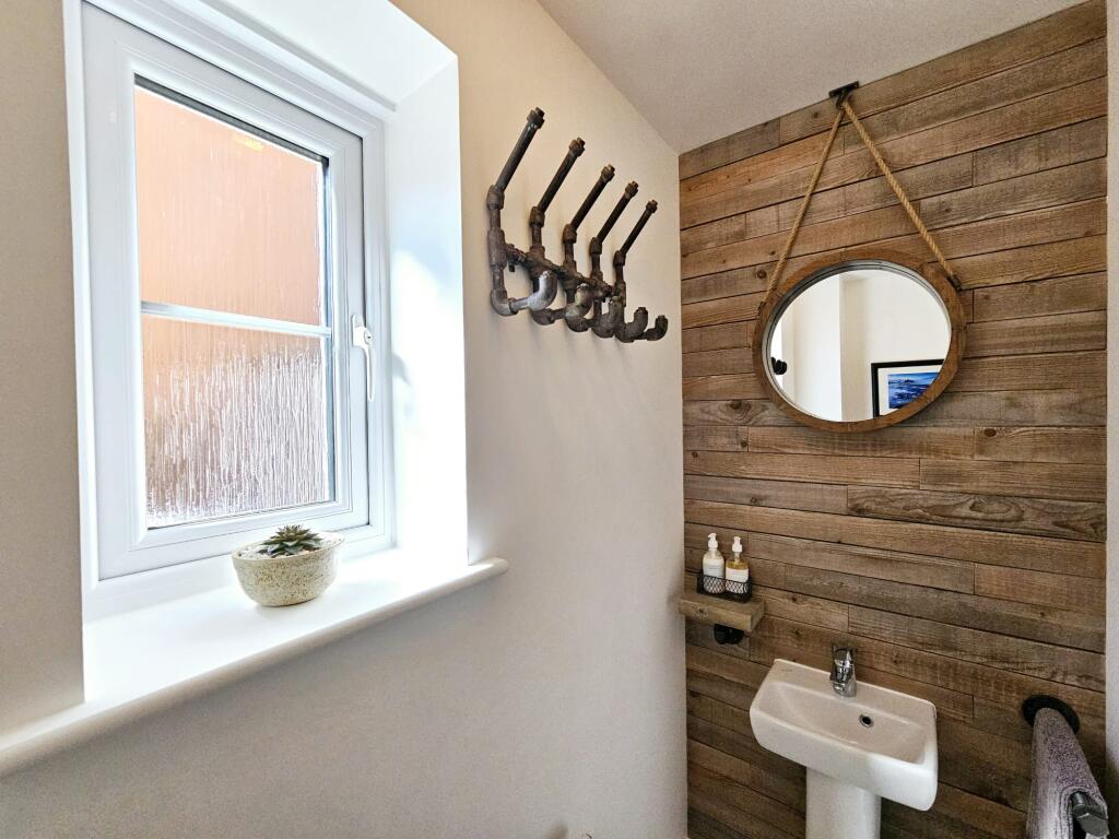 ac2fcf9f-d25b-49d8-a04a-6caa1dd0fde4 (1)