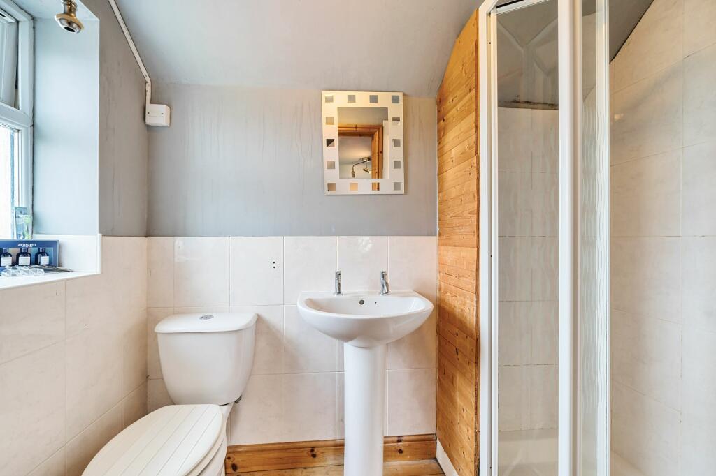 Bedroom Two En-Suite