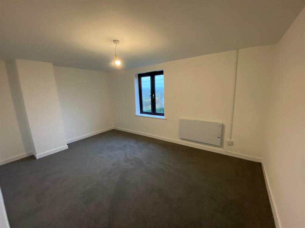 Bedroom One .jpg