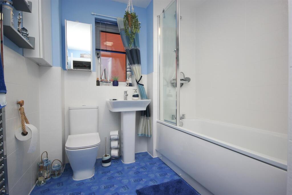 bathroom.JPG