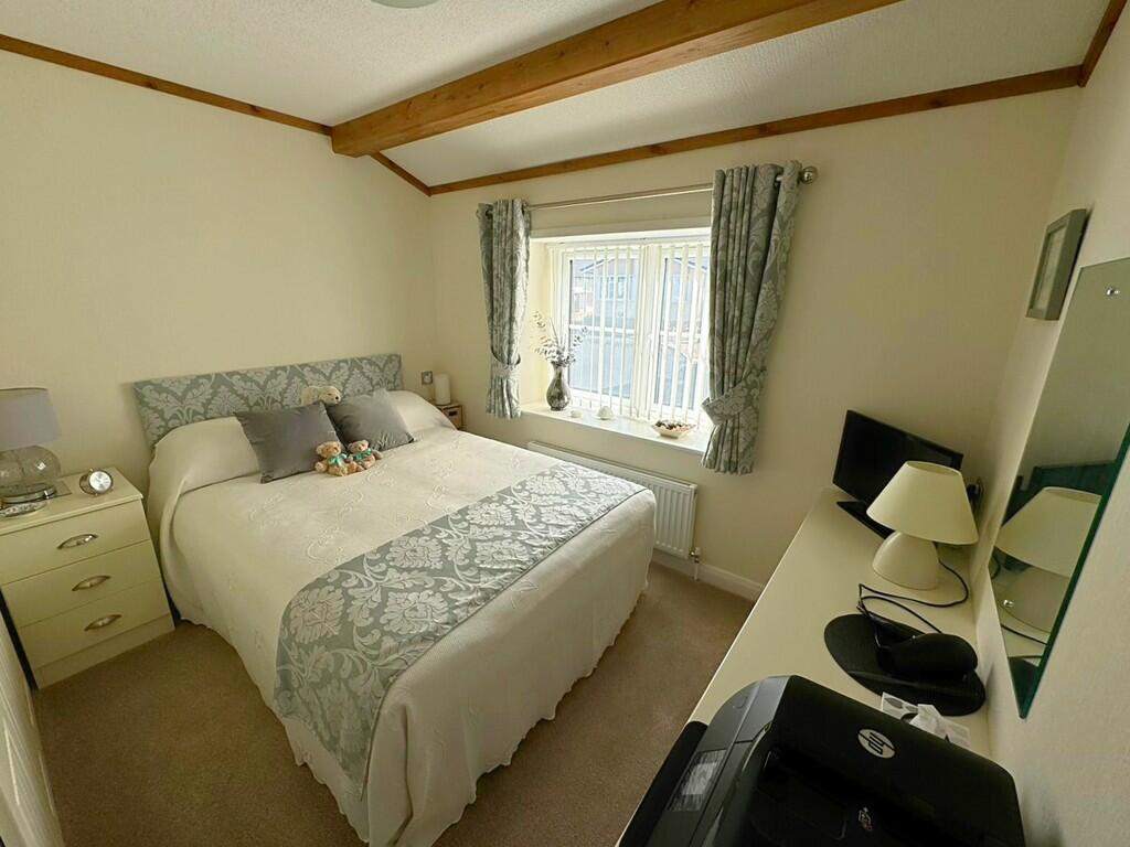 Bedroom two to wi...