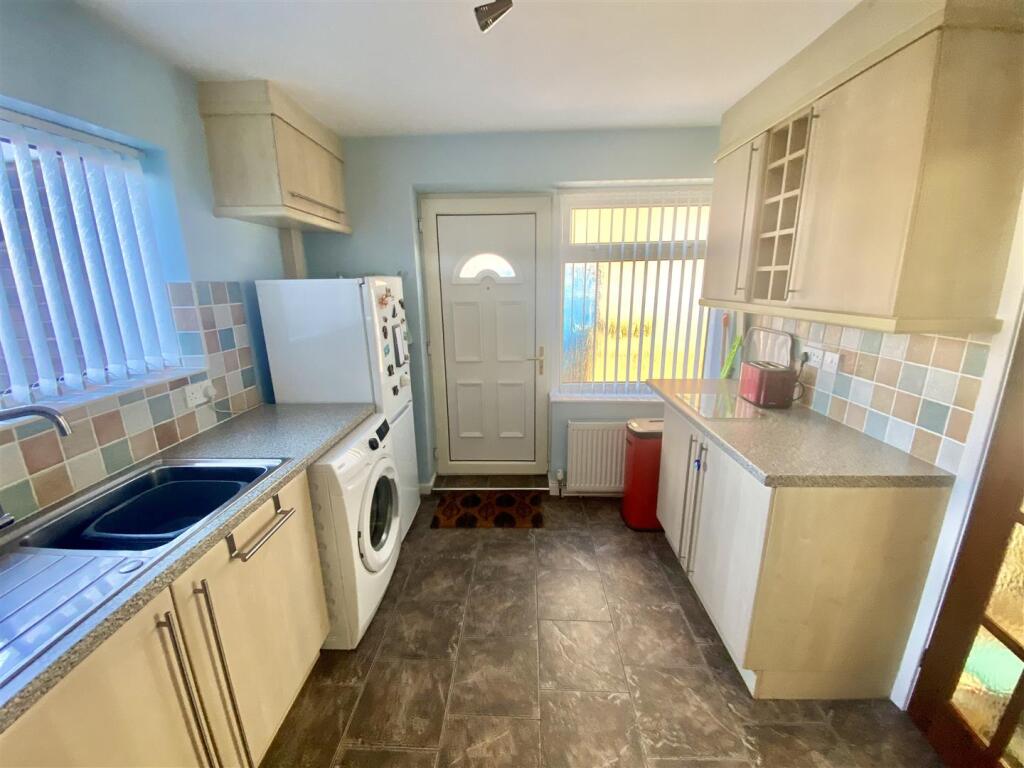 Bramleys Estate Agents - West Royd Avenue - Mirfie