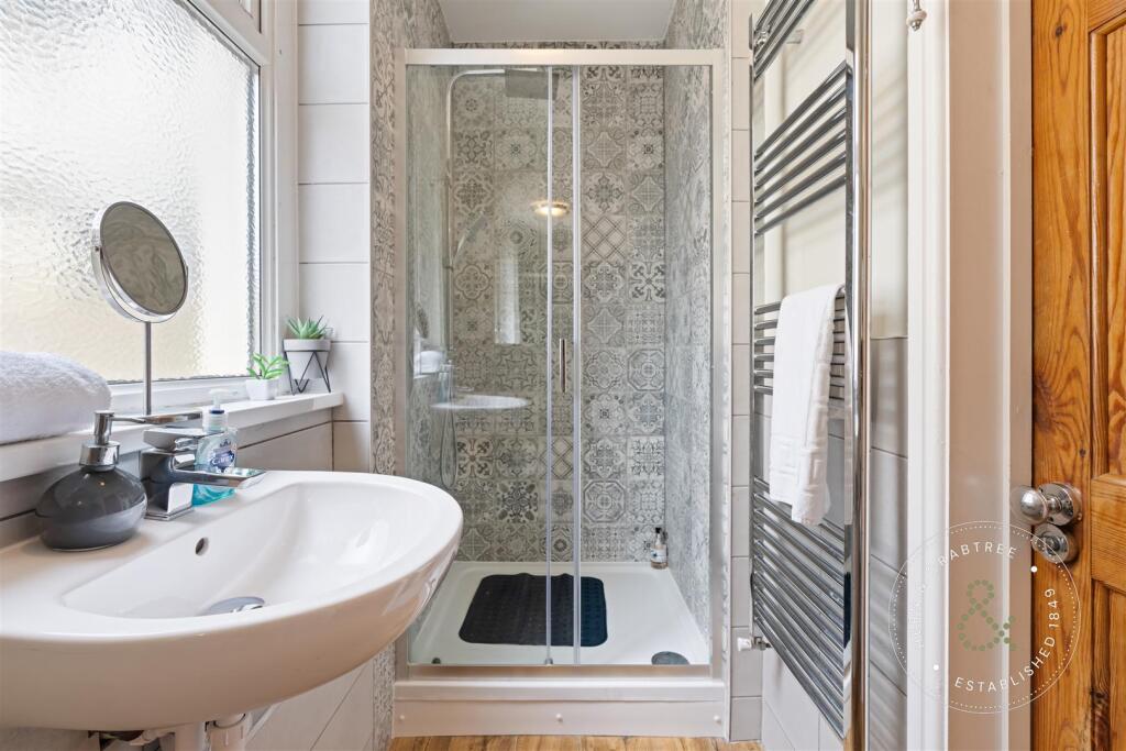 Neville Street, Hern Crabtree (12).jpg