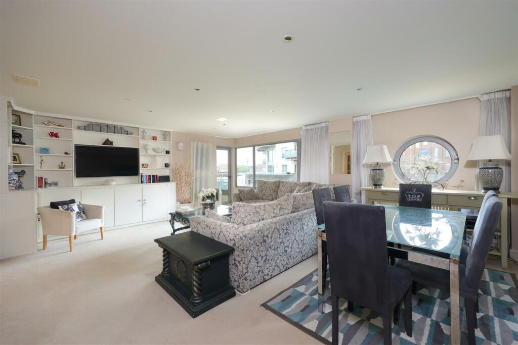 7 Capricorn Place 9.JPG