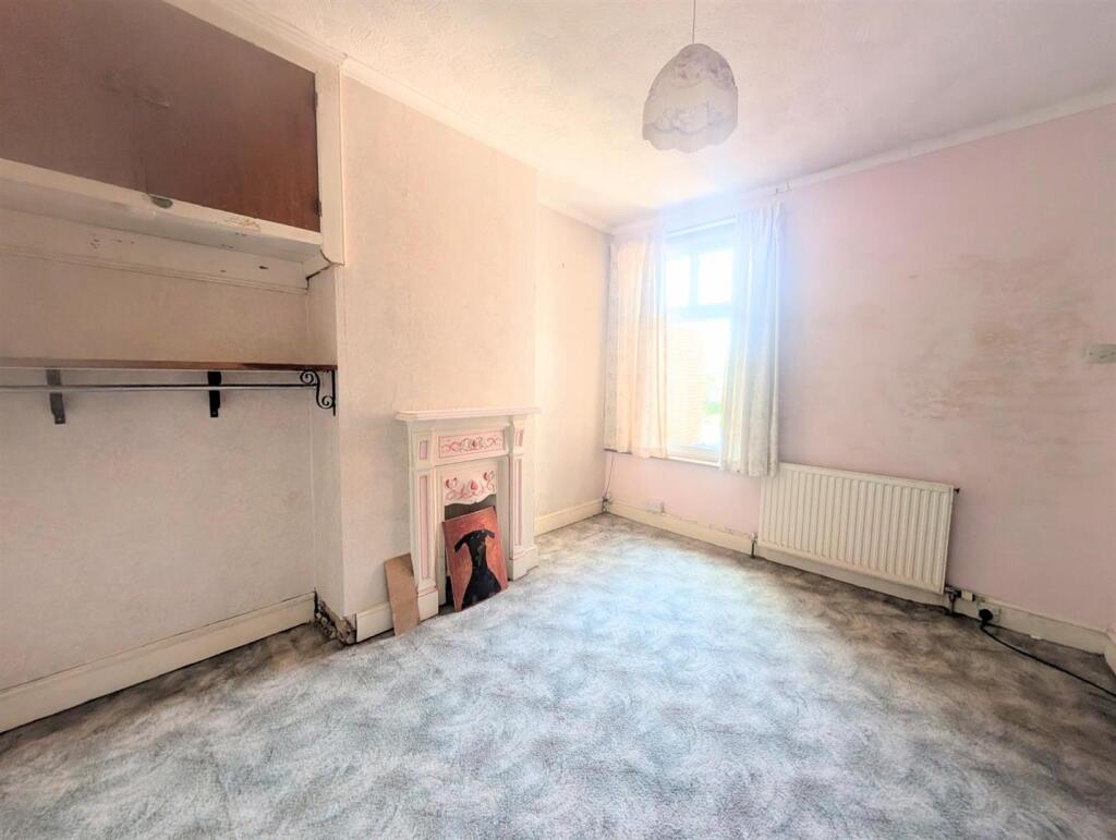 BEDROOM TWO