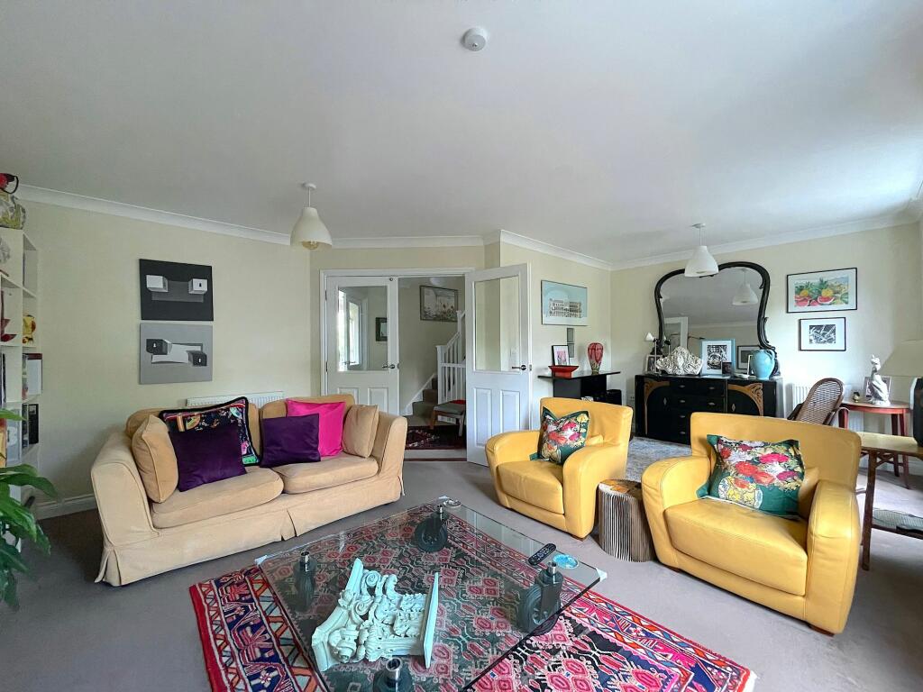 Living Room (3)