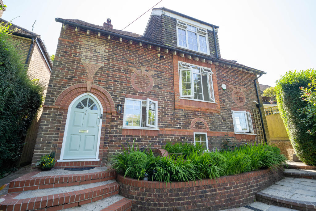 80 Oakhill Road  (3 of 38)