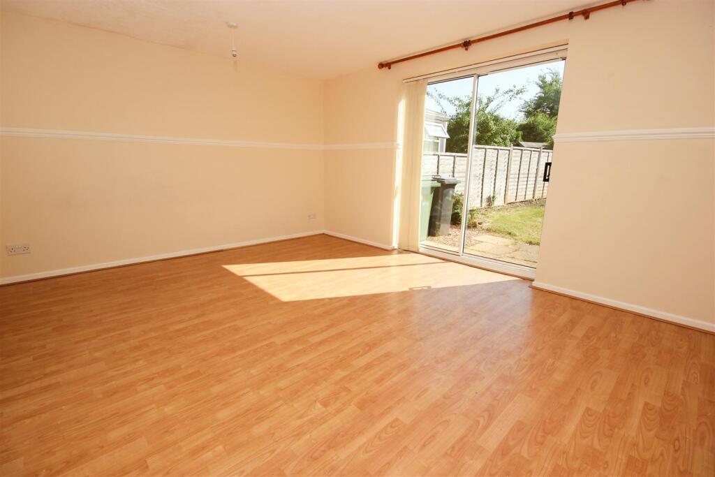 Living Room.jpg