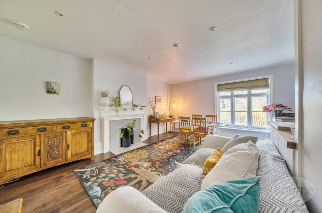 69a99c06-dc3d-4d5...