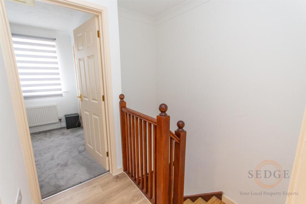 24 poppy close -04.jpg