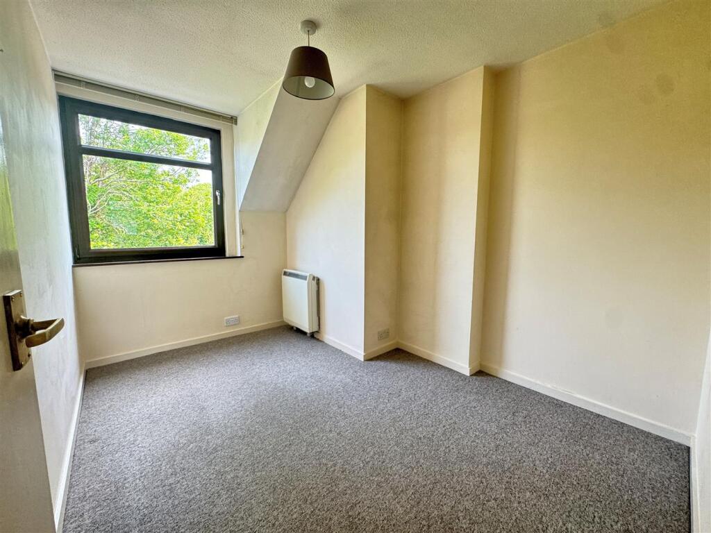 Bedroom 3.jpg