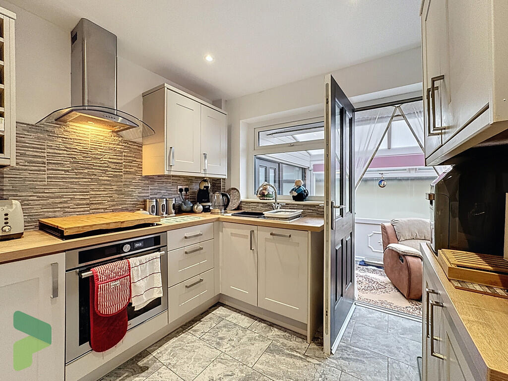 Kitchen to sun ro...