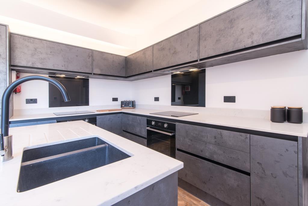 17 elm av h res (5 of 35).jpg