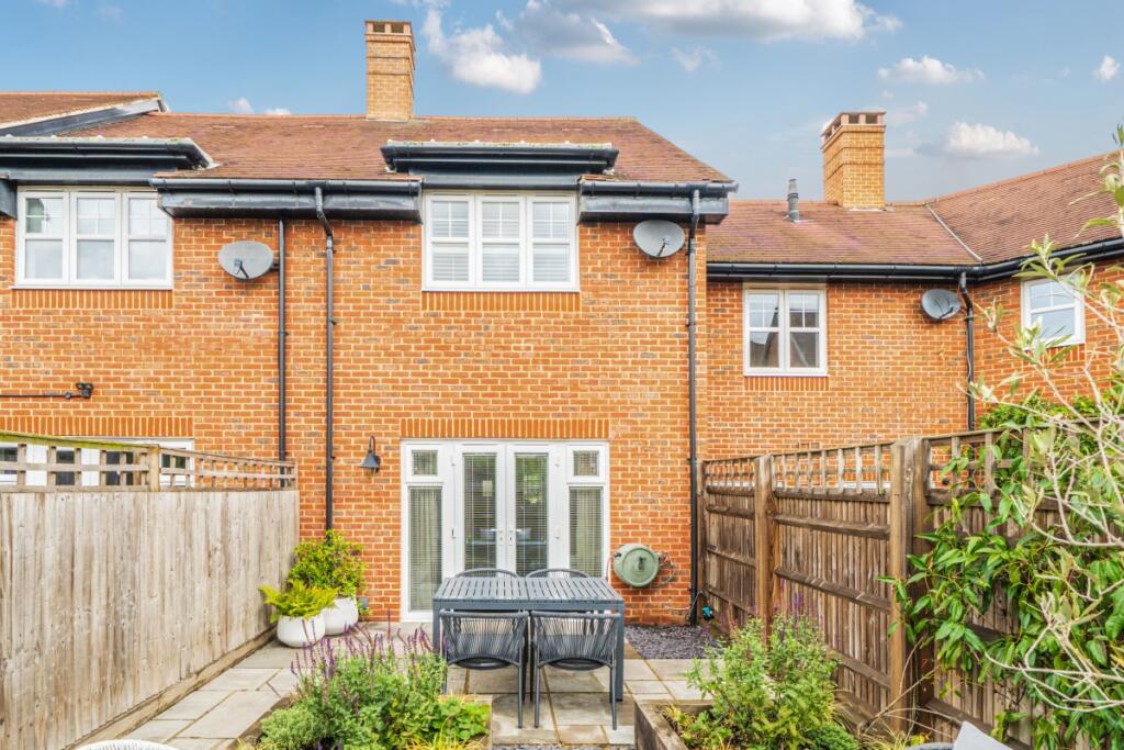 1342252-2-68b80f5...