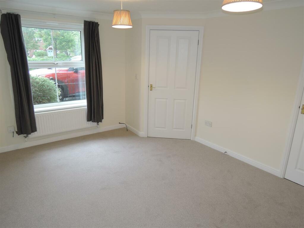 Lounge: