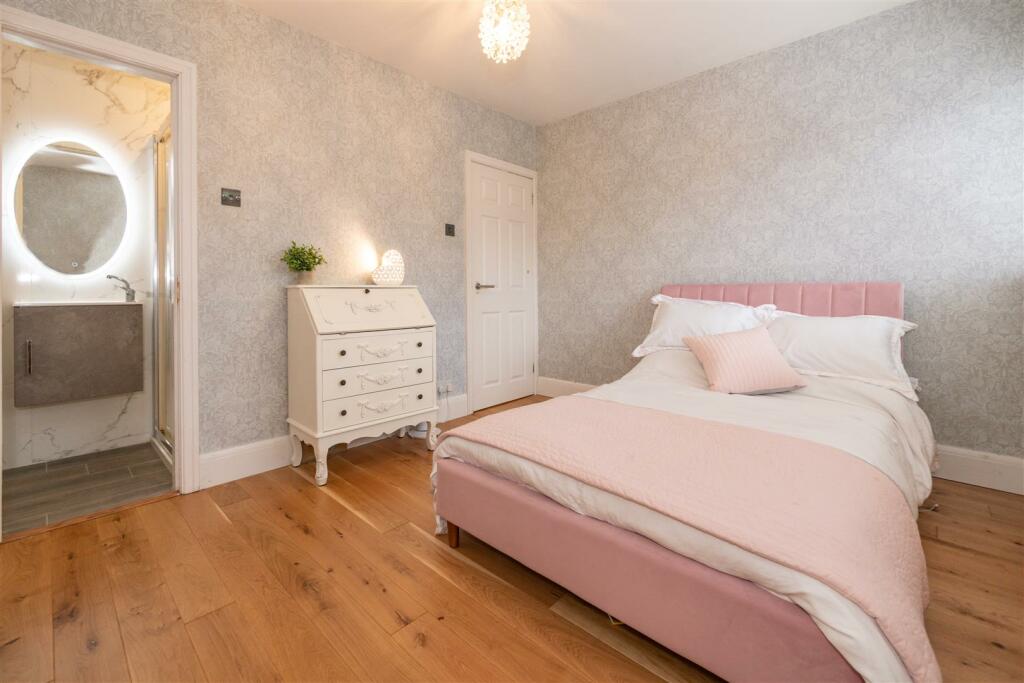 Bedroom 2 Aspect 3.jpg