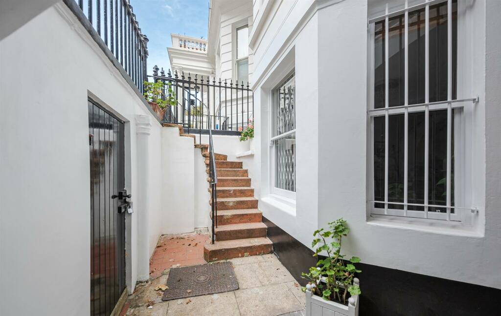 Grenville Place 15A-10-2. Low Res.jpg