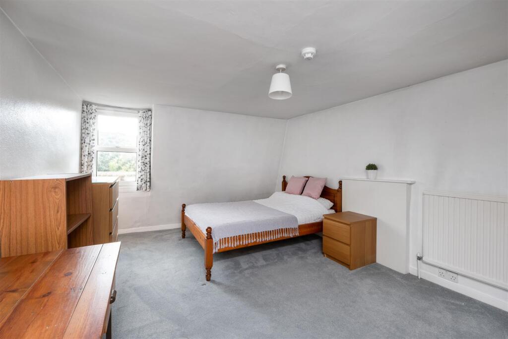 4 Beaufort East, Bath, BA1 6QF-7.jpg