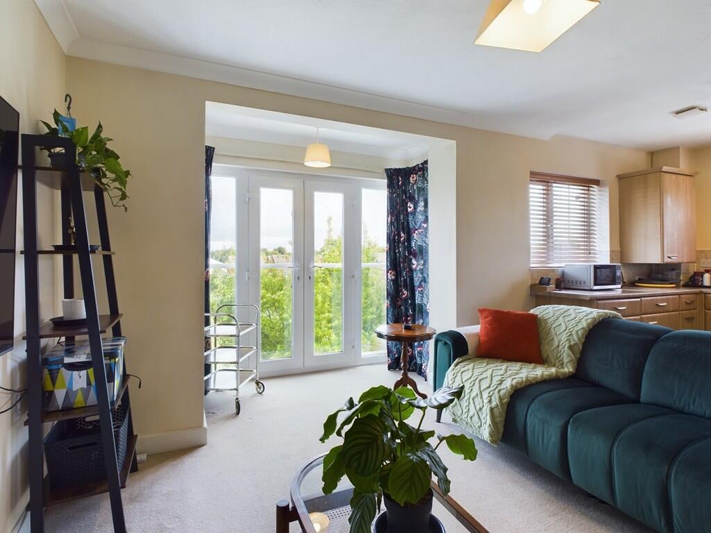 CAM02854G0-PR0175...