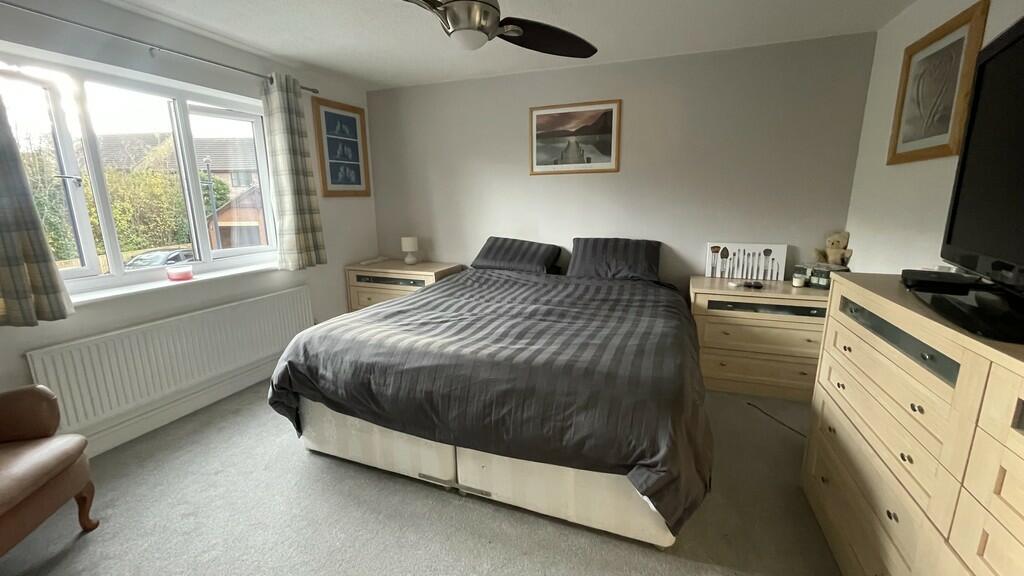 Master Bedroom Vi...