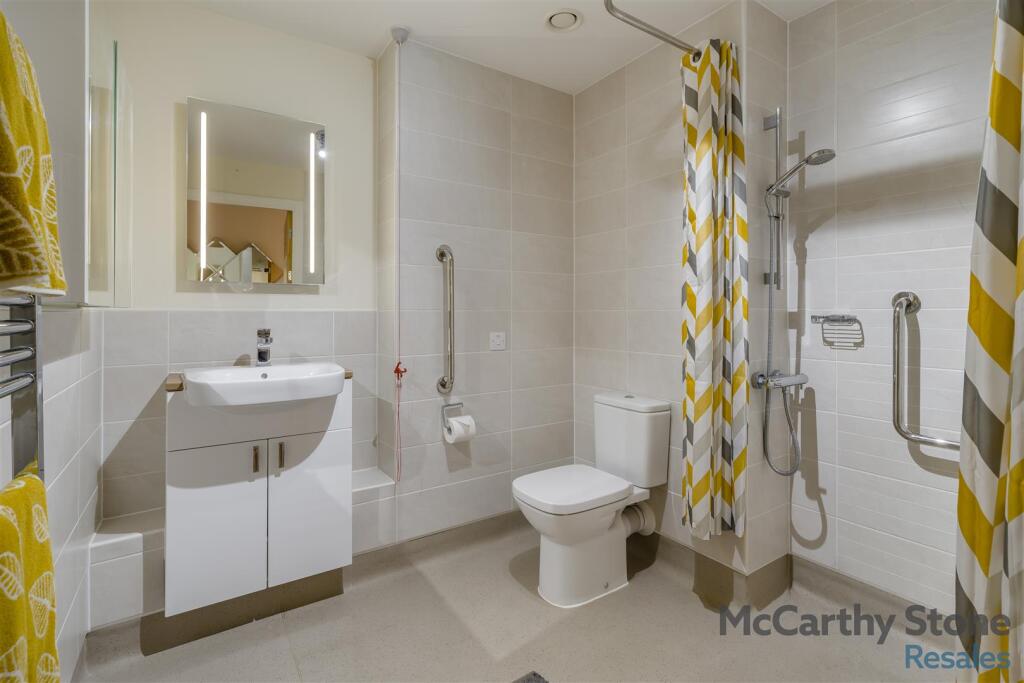 8667052-interior11.jpg