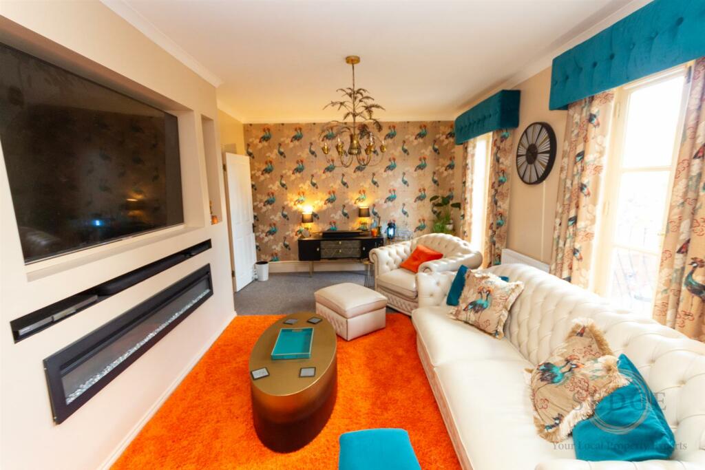 12 redbourne -12.jpg