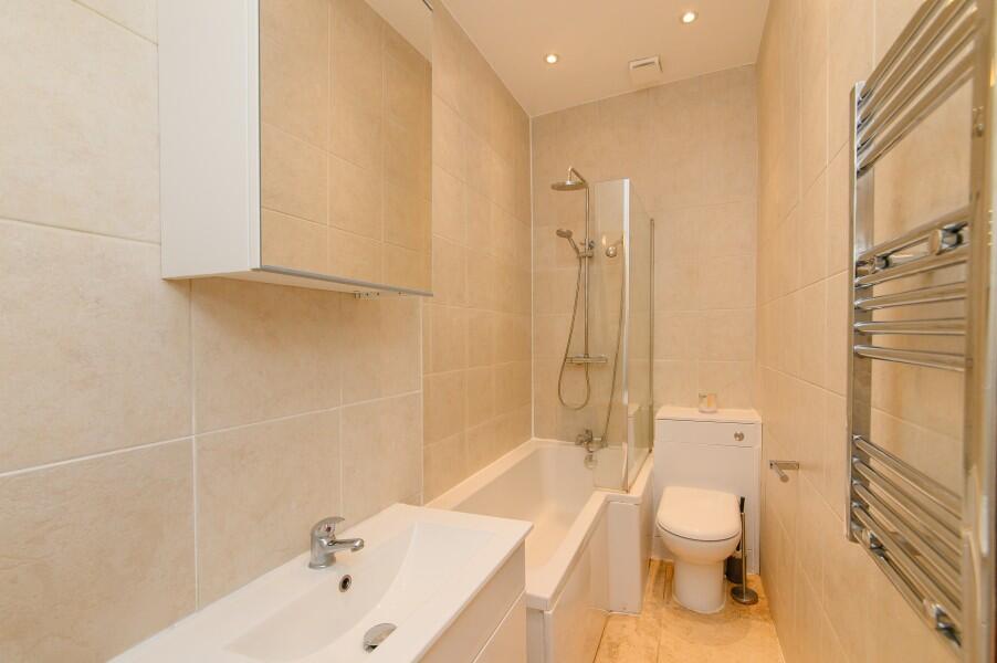 DOLLIS ROAD, FINCHLEY, N3