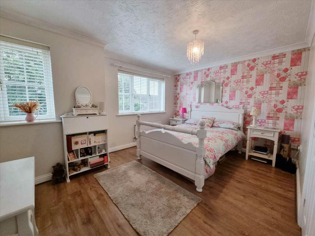 Bedroom 2: