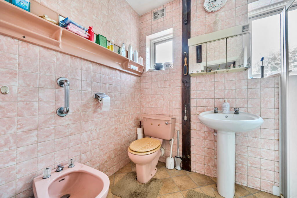 16-1295950-27-682...