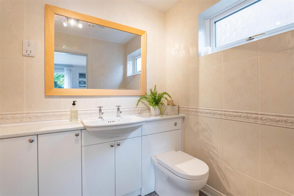 Master Bedroom Ensuite