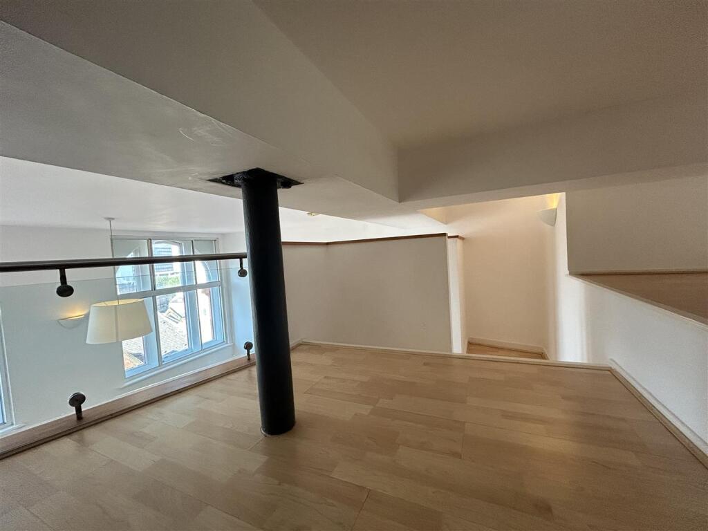 Mezzanine (3).jpeg