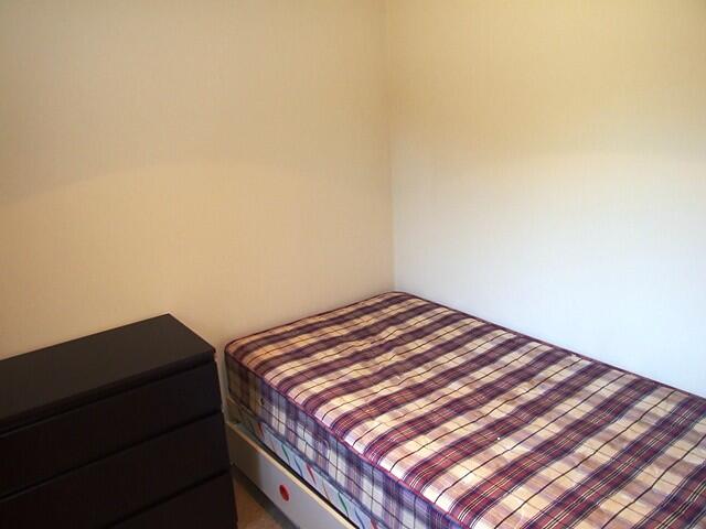 bed1