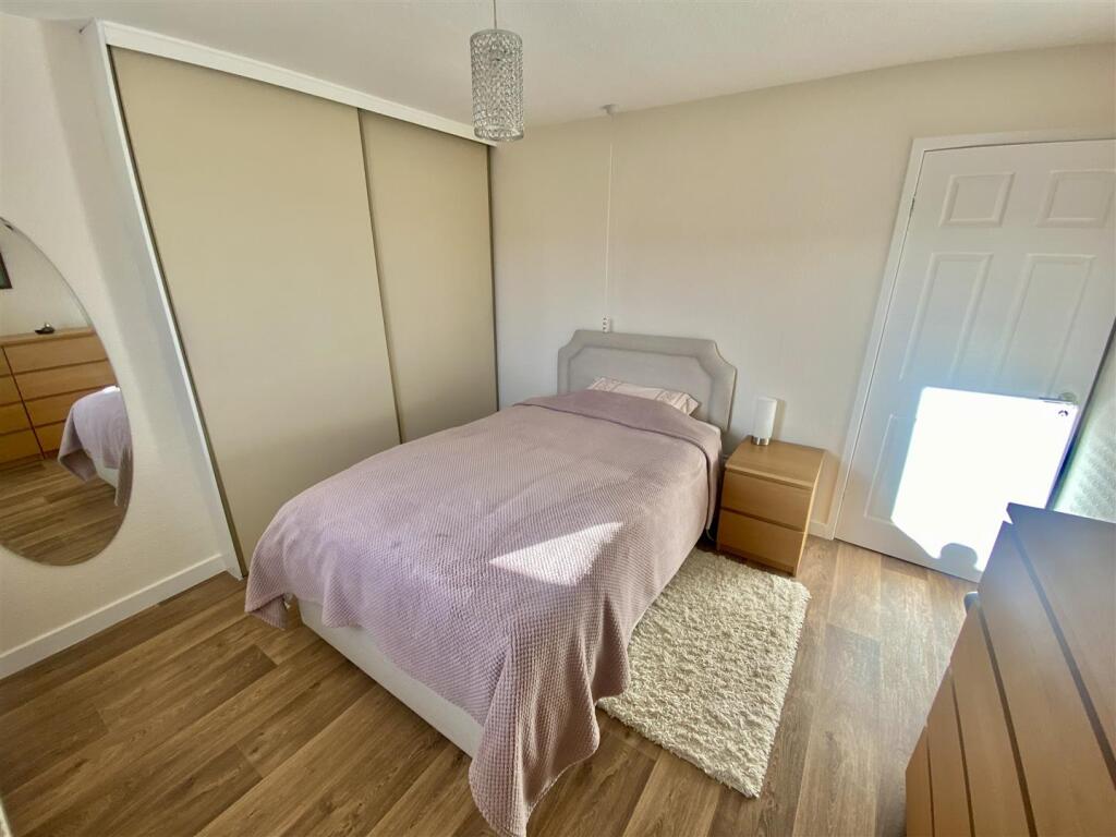 Bramleys Estate Agents - West Royd Avenue - Mirfie