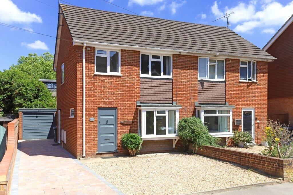 St. Georges Road, Farnham, Surrey, GU9