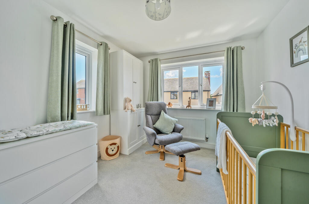 1300724-18-683db1...