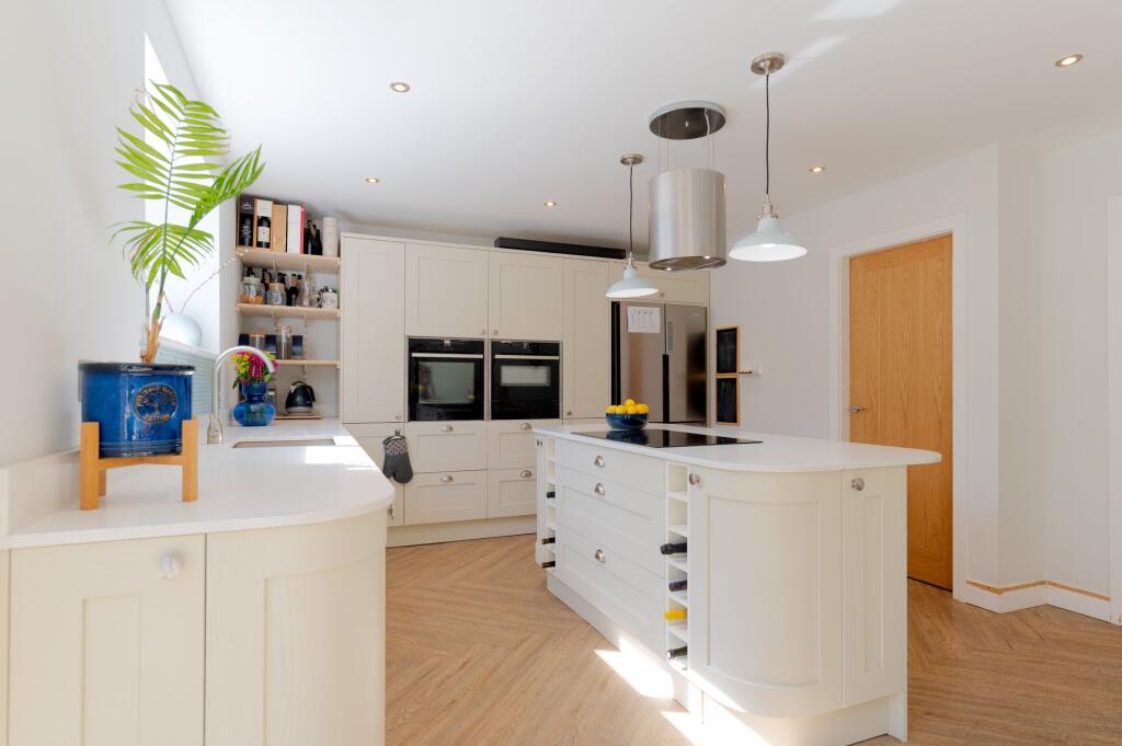 KITCHEN, DINER AND LIVING ROOM