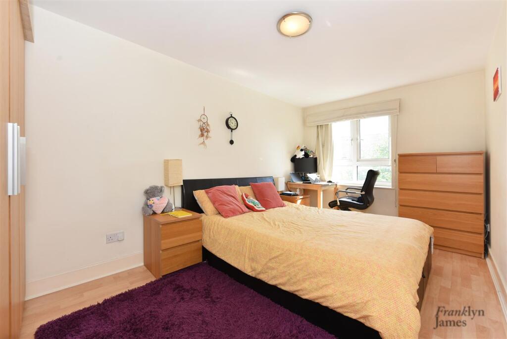 St David&#39;s Square (8).JPG