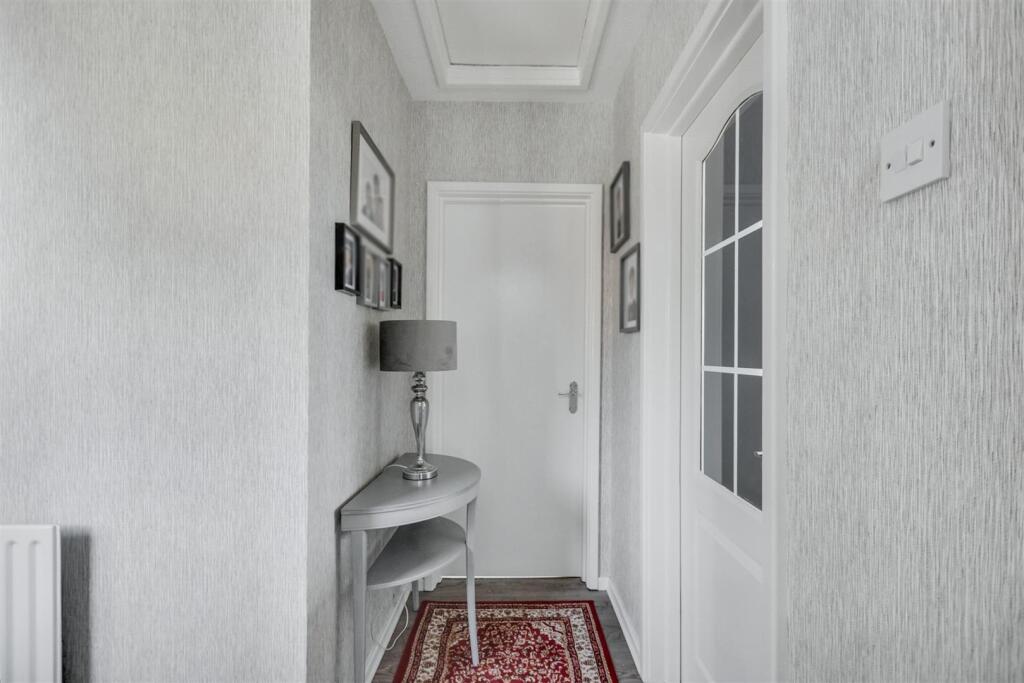 Entrance Hall_2.jpeg