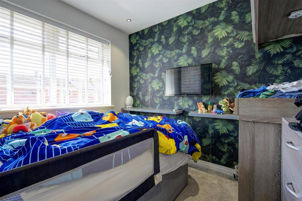 27 Shefford Crescent winstanley WN3 6LF-44.jpg